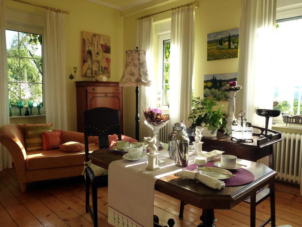 Romantikzimmer Im Antiquariat Sonnschied Pokoj fotografie